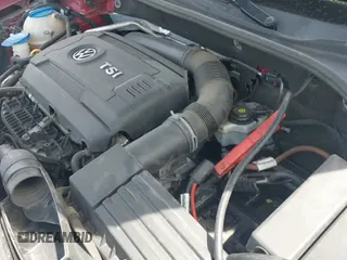 ✅ 2015 Volkswagen Passat Limited Edition • VIN: 1VWAT7A3XFC065343 • Lot: 42131254. Wystawiony na IAAI z przebiegiem 134 496 mil. Bezpłatny archiwum sprzedaży aukcyjnych z USA i szczegółowy raport historii pojazdu na DreamBid. Zdjęcie 12.