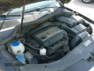 ✅ 2010 Volkswagen Passat Komfort • VIN: WVWXK7AN6AE164238 • Lot: 41664676. Listed on IAAI with 244,859 mi. Free auction sales archive from the USA and detailed vehicle history report at DreamBid. Image 12.