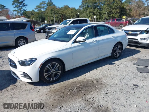 ✅ 2021 Mercedes-Benz E 350 • VIN: W1KZF8EBXMA903888 • Lot: 43692673. Wystawiony na IAAI z przebiegiem 49 368 mil. Bezpłatny archiwum sprzedaży aukcyjnych z USA i szczegółowy raport historii pojazdu na DreamBid. Zdjęcie 2.