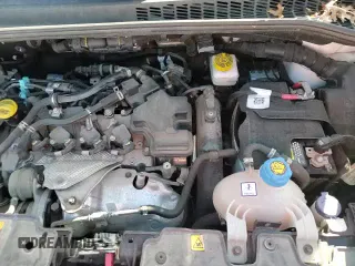 ✅ 2019 FIAT 500L Trekking • VIN: ZFBNFADH7KZ041883 • Lot: 83970524. Listed on Copart with 66,639 mi. Free auction sales archive from the USA and detailed vehicle history report at DreamBid. Image 13.