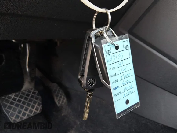 ✅ 2021 Volkswagen Tiguan S • VIN: 3VV0B7AXXMM059656 • Лот: 44982578. Опубліковано раніше на IAAI з пробігом 91 772 миль. Безкоштовний доступ до архіву аукціонних продажів зі США та докладний звіт про історію автомобіля на DreamBid. Зображення 11.