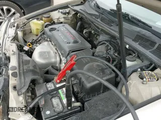 ✅ 2004 Toyota Camry LE • VIN: JTDBE32K640274741 • Лот: 43517408. Опубликован ранее на IAAI с пробегом 264 900 миль. Бесплатный доступ к архиву аукционных продаж из США и подробный отчёт об истории автомобиля на DreamBid. Изображение 19.