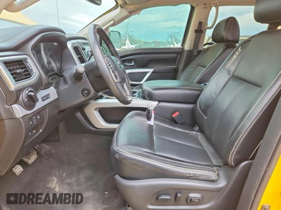 ✅ 2016 Nissan Titan Platinum Reserve • VIN: 1N6BA1F47GN509342 • Lot: 98290565. Wystawiony na Copart z przebiegiem 39 559 mil. Bezpłatny archiwum sprzedaży aukcyjnych z USA i szczegółowy raport historii pojazdu na DreamBid. Zdjęcie 7.