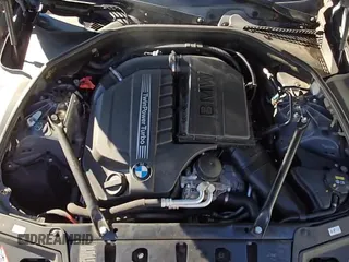 ✅ 2016 BMW 5 Series 535i • VIN: WBA5B1C5XGG133425 • Lot: 90889045. Wystawiony na Copart z przebiegiem 79 032 mil. Bezpłatny archiwum sprzedaży aukcyjnych z USA i szczegółowy raport historii pojazdu na DreamBid. Zdjęcie 13.