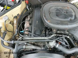 ✅ 1984 Mercedes-Benz 190 • VIN: WDBDA24A0EA121222 • Lot: 42547670. Wystawiony na IAAI z przebiegiem 86 732 mil. Bezpłatny archiwum sprzedaży aukcyjnych z USA i szczegółowy raport historii pojazdu na DreamBid. Zdjęcie 15.