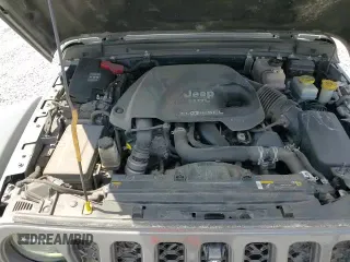 ✅ 2021 Jeep Wrangler Unlimited Rubicon • VIN: 1C4JJXFM4MW822887 • Lot: 81041205. Wystawiony na Copart z przebiegiem 100 601 mil. Bezpłatny archiwum sprzedaży aukcyjnych z USA i szczegółowy raport historii pojazdu na DreamBid. Zdjęcie 16.