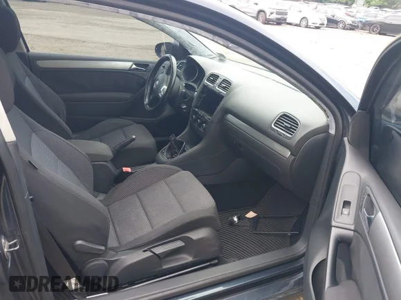 ✅ 2011 Volkswagen Golf TDI • VIN: WVWMM7AJ0BW176617 • Lot: 45186090. Wystawiony na IAAI z przebiegiem 202 231 mil. Bezpłatny archiwum sprzedaży aukcyjnych z USA i szczegółowy raport historii pojazdu na DreamBid. Zdjęcie 5.