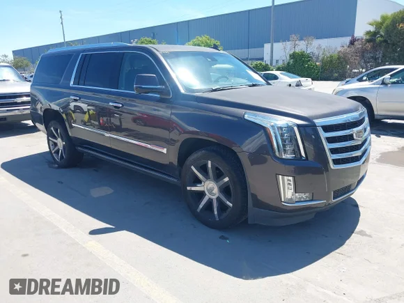 ✅ 2016 Cadillac Escalade ESV Premium Collection • VIN: 1GYS4JKJ9GR285905 • Lot: 44938170. Wystawiony na IAAI z przebiegiem 143 936 mil. Bezpłatny archiwum sprzedaży aukcyjnych z USA i szczegółowy raport historii pojazdu na DreamBid. Zdjęcie 1.