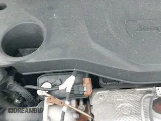 ✅ 2019 Jeep Renegade Trailhawk • VIN: ZACNJBC11KPJ86323 • Lot: 42223287. Listed on IAAI with 91,501 mi. Free auction sales archive from the USA and detailed vehicle history report at DreamBid. Image 19.