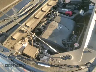 ✅ 2022 Toyota Highlander XLE • VIN: 5TDGZRAH9NS106805 • Lot: 92487675. Wystawiony na Copart z przebiegiem 69 709 mil. Bezpłatny archiwum sprzedaży aukcyjnych z USA i szczegółowy raport historii pojazdu na DreamBid. Zdjęcie 14.