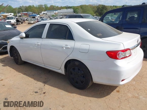 ✅ 2011 Toyota Corolla LE • VIN: 2T1BU4EE7BC734152 • Lot: 44772270. Wystawiony na IAAI z przebiegiem 223 528 mil. Bezpłatny archiwum sprzedaży aukcyjnych z USA i szczegółowy raport historii pojazdu na DreamBid. Zdjęcie 3.