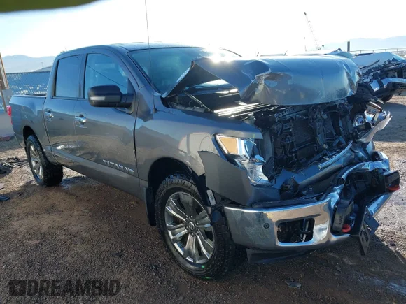 ✅ 2018 Nissan Titan Pro-4X • VIN: 1N6AA1E54JN551240 • Lot: 44728052. Wystawiony na IAAI z przebiegiem Nie podano. Bezpłatny archiwum sprzedaży aukcyjnych z USA i szczegółowy raport historii pojazdu na DreamBid. Zdjęcie 1.