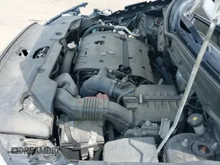 ✅ 2018 Mitsubishi Outlander ES • VIN: JA4AR3AU6JU005995 • Lot: 42156408. Listed on IAAI with 129,082 mi. Free auction sales archive from the USA and detailed vehicle history report at DreamBid. Image 20.