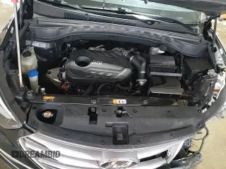 2017 Hyundai Santa Fe 2.0T z VIN 5XYZUDLA2HG435261, wystawiony jako Copart lot #68190485 z przebiegiem 125 513 mil mil oraz Szkoda całkowita • Salvage title. Historia ofert i sprzedaży dostępna na DreamBid. Obrazek 17.