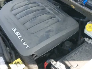 ✅ 2014 Chrysler Town & Country Touring L • VIN: 2C4RC1CGXER192747 • Lot: 42746192. Wystawiony na IAAI z przebiegiem 146 930 mil. Bezpłatny archiwum sprzedaży aukcyjnych z USA i szczegółowy raport historii pojazdu na DreamBid. Zdjęcie 19.