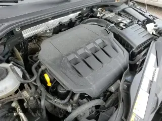 ✅ 2021 Volkswagen Arteon SEL R-Line • VIN: WVWSR7AN5ME010730 • Лот: 61210855. Опубликован ранее на Copart с пробегом 49 674 миль. Бесплатный доступ к архиву аукционных продаж из США и подробный отчёт об истории автомобиля на DreamBid. Изображение 14.