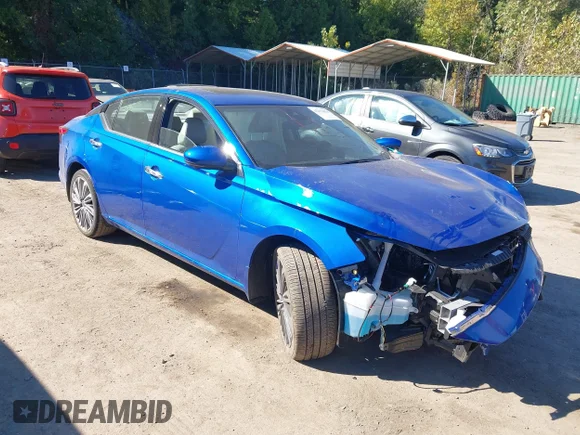 ✅ 2025 Nissan Altima SL • VIN: 1N4BL4EW7SN317886 • Лот: 43472438. Опубликован ранее на IAAI с пробегом 8 915 миль. Бесплатный доступ к архиву аукционных продаж из США и подробный отчёт об истории автомобиля на DreamBid. Изображение 1.