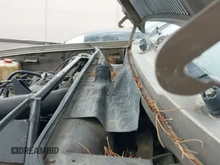 ✅ 1987 Volkswagen Cabriolet • VIN: WVWCA0155HK001357 • Lot: 43077369. Listed on IAAI with 150,098 mi. Free auction sales archive from the USA and detailed vehicle history report at DreamBid. Image 14.