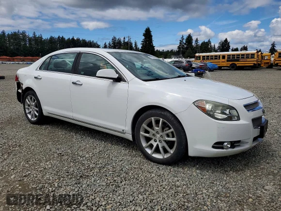 ✅ 2009 Chevrolet Malibu LTZ • VIN: 1G1ZK57769F188849 • Lot: 57022986. Wystawiony na Copart z przebiegiem 88 907 mil. Bezpłatny archiwum sprzedaży aukcyjnych z USA i szczegółowy raport historii pojazdu na DreamBid. Zdjęcie 4.