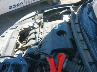 ✅ 2014 Nissan Sentra SV • VIN: 1N4AB7AP6EN850041 • Lot: 43300320. Wystawiony na IAAI z przebiegiem Nie podano. Bezpłatny archiwum sprzedaży aukcyjnych z USA i szczegółowy raport historii pojazdu na DreamBid. Zdjęcie 12.