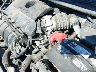 ✅ 2017 Nissan Sentra S • VIN: 3N1AB7AP6HY366214 • Lot: 42962838. Listed on IAAI with 70,010 mi. Free auction sales archive from the USA and detailed vehicle history report at DreamBid. Image 16.