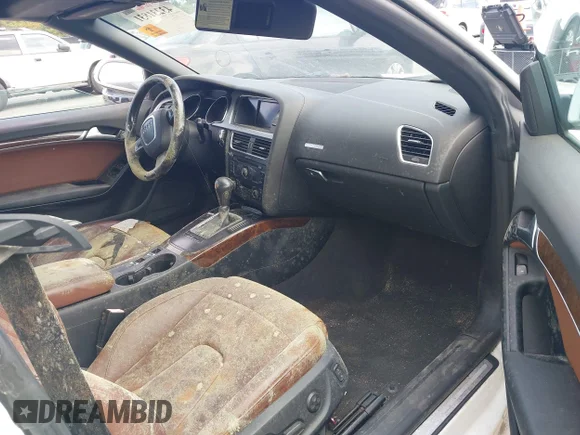 ✅ 2011 Audi A5 Premium Plus • VIN: WAULFAFH2BN013849 • Лот: 43231831. Опубликован ранее на IAAI с пробегом 103 459 миль. Бесплатный доступ к архиву аукционных продаж из США и подробный отчёт об истории автомобиля на DreamBid. Изображение 5.