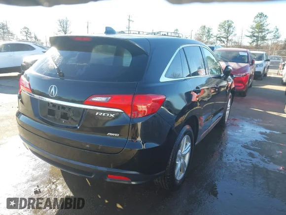 ✅ 2015 Acura RDX Technology • VIN: 5J8TB4H53FL006415 • Lot: 41225165. Wystawiony na IAAI z przebiegiem 177 946 mil. Bezpłatny archiwum sprzedaży aukcyjnych z USA i szczegółowy raport historii pojazdu na DreamBid. Zdjęcie 4.