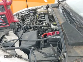 ✅ 2018 Ford Focus SE • VIN: 1FADP3F22JL275236 • Лот: 43704370. Опубликован ранее на IAAI с пробегом 111 531 миль. Бесплатный доступ к архиву аукционных продаж из США и подробный отчёт об истории автомобиля на DreamBid. Изображение 19.