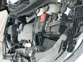 ✅ 2025 Chevrolet Equinox FWD LT • VIN: 3GNAXHEG1SL101680 • Lot: 42438170. Wystawiony na IAAI z przebiegiem 8 132 mil. Bezpłatny archiwum sprzedaży aukcyjnych z USA i szczegółowy raport historii pojazdu na DreamBid. Zdjęcie 18.