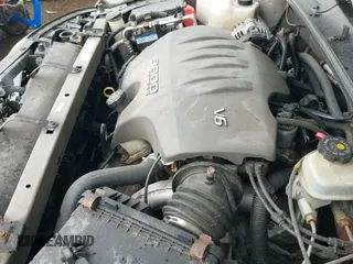 ✅ 2001 Pontiac Bonneville SE • VIN: 1G2HX54K814258899 • Лот: 42260783. Опубликован ранее на IAAI с пробегом 165 869 миль. Бесплатный доступ к архиву аукционных продаж из США и подробный отчёт об истории автомобиля на DreamBid. Изображение 19.