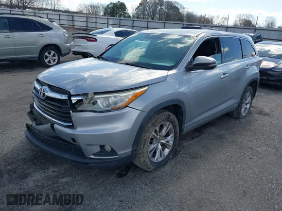 ✅ 2016 Toyota Highlander LE • VIN: 5TDZKRFH2GS186506 • Lot: 41701697. Listed on IAAI with 173,128 mi. Free auction sales archive from the USA and detailed vehicle history report at DreamBid. Image 2.