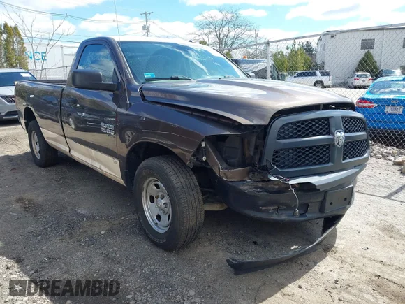 ✅ 2020 Ram 1500 Tradesman • VIN: 3C6JR6DG3LG133072 • Lot: 44798232. Wystawiony na IAAI z przebiegiem 165 078 mil. Bezpłatny archiwum sprzedaży aukcyjnych z USA i szczegółowy raport historii pojazdu na DreamBid. Zdjęcie 1.