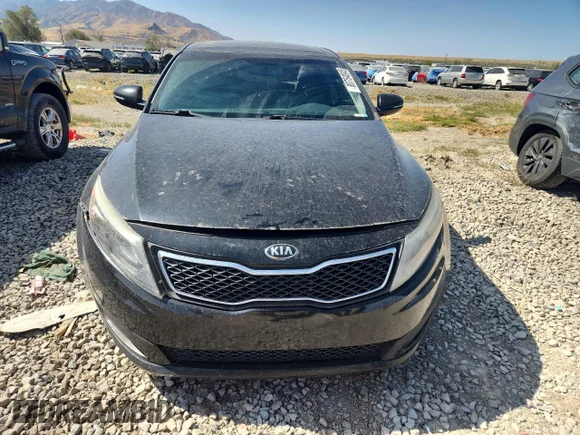 ✅ 2014 Kia Optima SX Turbo • VIN: 5XXGR4A62EG310848 • Лот: 80754845. Опубліковано раніше на Copart з пробігом 116 271 миль. Безкоштовний доступ до архіву аукціонних продажів зі США та докладний звіт про історію автомобіля на DreamBid. Зображення 5.