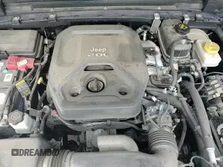 ✅ 2020 Jeep Wrangler Unlimited Black and Tan • VIN: 1C4HJXDN1LW330570 • Lot: 70043205. Listed on Copart with 95,700 mi. Free auction sales archive from the USA and detailed vehicle history report at DreamBid. Image 13.