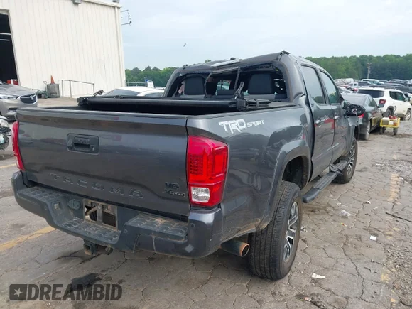 ✅ 2022 Toyota Tacoma SR5 • VIN: 3TYAZ5CN3NT016720 • Lot: 45180909. Wystawiony na IAAI z przebiegiem 68 307 mil. Bezpłatny archiwum sprzedaży aukcyjnych z USA i szczegółowy raport historii pojazdu na DreamBid. Zdjęcie 4.