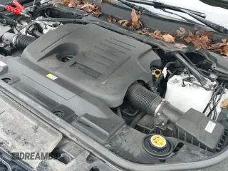 ✅ 2020 Land Rover Range Rover Sport HST • VIN: SALWS2RU7LA743364 • Lot: 41796780. Wystawiony na IAAI z przebiegiem 43 037 mil. Bezpłatny archiwum sprzedaży aukcyjnych z USA i szczegółowy raport historii pojazdu na DreamBid. Zdjęcie 20.