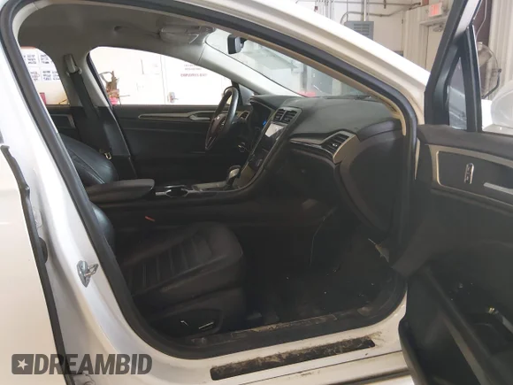 ✅ 2016 Ford Fusion SE • VIN: 3FA6P0H99GR331815 • Лот: 44529641. Опубликован ранее на IAAI с пробегом 169 427 миль. Бесплатный доступ к архиву аукционных продаж из США и подробный отчёт об истории автомобиля на DreamBid. Изображение 5.