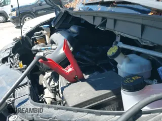 ✅ 2019 Ford Transit • VIN: 1FTYR3XMXKKB17482 • Lot: 42810338. Listed on IAAI with 68,461 mi. Free auction sales archive from the USA and detailed vehicle history report at DreamBid. Image 18.