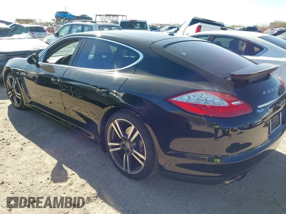 ✅ 2013 Porsche Panamera S • VIN: WP0AB2A70DL060337 • Лот: 41817176. Опубліковано раніше на IAAI з пробігом 68 385 миль. Безкоштовний доступ до архіву аукціонних продажів зі США та докладний звіт про історію автомобіля на DreamBid. Зображення 3.