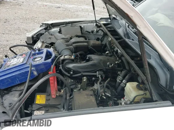 ✅ 2020 Toyota 4Runner SR5 • VIN: JTEBU5JR4L5784323 • Lot: 42317045. Wystawiony na IAAI z przebiegiem 47 429 mil. Bezpłatny archiwum sprzedaży aukcyjnych z USA i szczegółowy raport historii pojazdu na DreamBid. Zdjęcie 19.