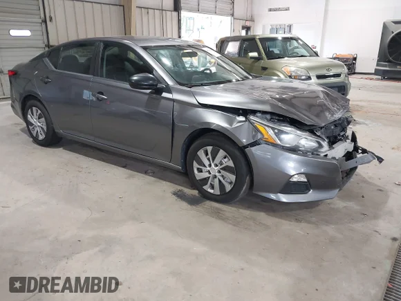 ✅ 2019 Nissan Altima S • VIN: 1N4BL4BV7KC109658 • Lot: 45506947. Wystawiony na IAAI z przebiegiem 113 593 mil. Bezpłatny archiwum sprzedaży aukcyjnych z USA i szczegółowy raport historii pojazdu na DreamBid. Zdjęcie 1.