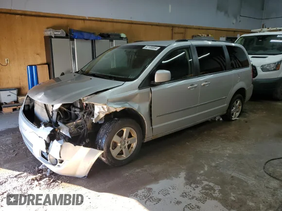 ✅ 2010 Dodge Grand Caravan SXT • VIN: 2D4RN5D11AR259910 • Lot: 82100854. Listed on Copart with 201,398 mi. Free auction sales archive from the USA and detailed vehicle history report at DreamBid. Image 1.