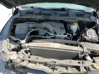 2018 Ram 1500 Express z VIN 1C6RR6FT8JS100913, wystawiony jako Copart lot #60675985 z przebiegiem 118 283 mil mil oraz Szkoda całkowita • Salvage title. Historia ofert i sprzedaży dostępna na DreamBid. Obrazek 16.