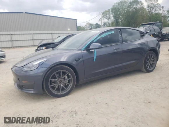 ✅ 2021 Tesla Model 3 Long Range • VIN: 5YJ3E1EB7MF984303 • Лот: 41779743. Опубліковано раніше на Copart з пробігом 28 080 миль. Безкоштовний доступ до архіву аукціонних продажів зі США та докладний звіт про історію автомобіля на DreamBid. Зображення 1.