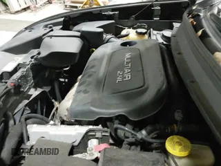 ✅ 2016 Jeep Cherokee Latitude • VIN: 1C4PJMCB2GW115285 • Lot: 43211903. Listed on IAAI with 137,108 mi. Free auction sales archive from the USA and detailed vehicle history report at DreamBid. Image 19.