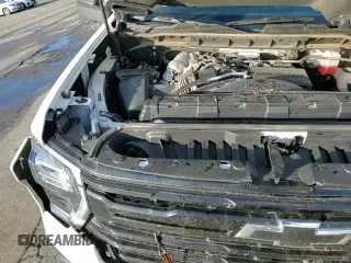 ✅ 2025 Chevrolet Silverado 2500HD LT • VIN: 2GC4KNEY3S1141949 • Лот: 82507815. Опубликован ранее на Copart с пробегом 18 799 миль. Бесплатный доступ к архиву аукционных продаж из США и подробный отчёт об истории автомобиля на DreamBid. Изображение 15.