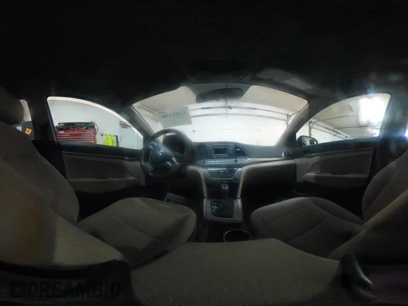 ✅ 2018 Hyundai Elantra SE • VIN: 5NPD74LF3JH344253 • Lot: 44112386. Wystawiony na IAAI z przebiegiem 128 161 mil. Bezpłatny archiwum sprzedaży aukcyjnych z USA i szczegółowy raport historii pojazdu na DreamBid. Zdjęcie 21.