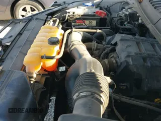 ✅ 2018 Ford F-150 XL • VIN: 1FTEW1EP1JFB83472 • Lot: 43324615. Wystawiony na IAAI z przebiegiem 159 026 mil. Bezpłatny archiwum sprzedaży aukcyjnych z USA i szczegółowy raport historii pojazdu na DreamBid. Zdjęcie 19.