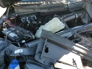 ✅ 2025 Ford F-150 XLT • VIN: 1FTEW3LP0SKE08794 • Lot: 90123715. Wystawiony na Copart z przebiegiem 9 068 mil. Bezpłatny archiwum sprzedaży aukcyjnych z USA i szczegółowy raport historii pojazdu na DreamBid. Zdjęcie 14.