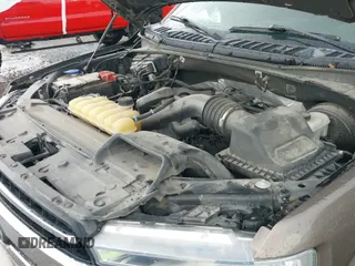 ✅ 2019 Ford F-150 XL • VIN: 1FTEW1C50KKD14501 • Lot: 42955908. Wystawiony na IAAI z przebiegiem 88 578 mil. Bezpłatny archiwum sprzedaży aukcyjnych z USA i szczegółowy raport historii pojazdu na DreamBid. Zdjęcie 19.